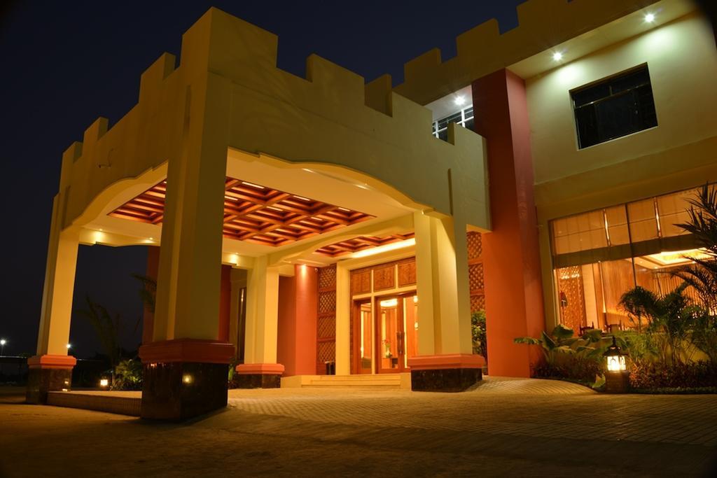 Great Wall Hotel - Nay Pyi Taw Oattara Thiri Екстериор снимка