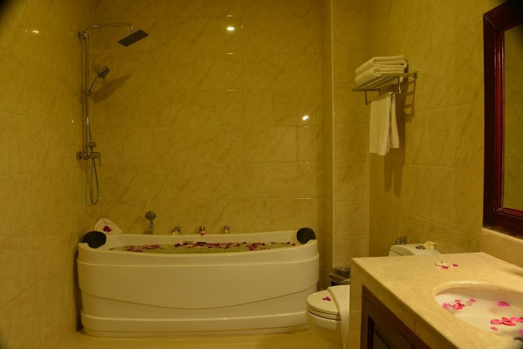 Great Wall Hotel - Nay Pyi Taw Oattara Thiri Стая снимка