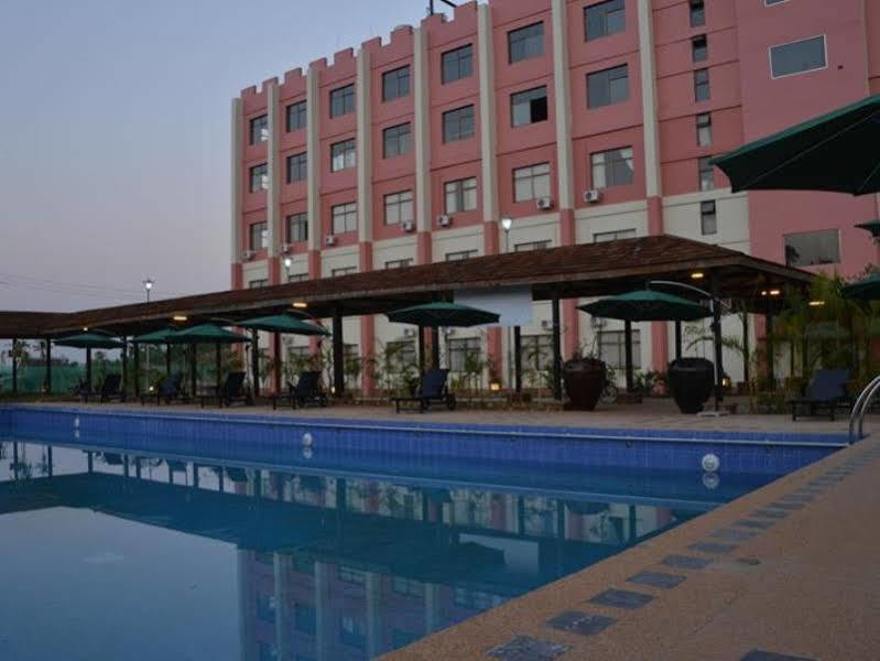 Great Wall Hotel - Nay Pyi Taw Oattara Thiri Екстериор снимка